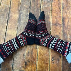 Men's Black & Red Patterned Crew Socks